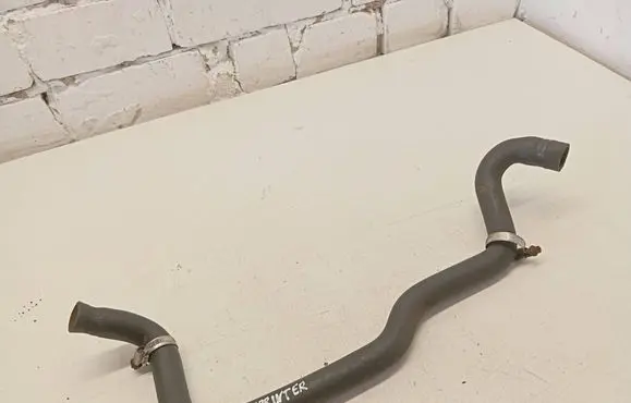 Mercedes-Benz Sprinter W906 Engine coolant pipe/hose