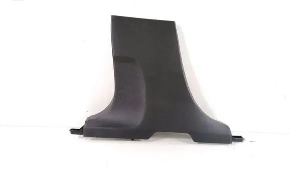 Volvo XC40 (B) pillar trim (bottom) 31457495