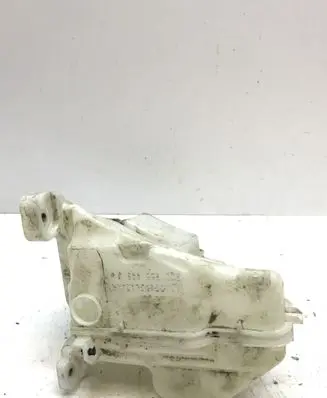 Skoda Kamiq Windshield washer fluid reservoir/tank 2Q0955448J