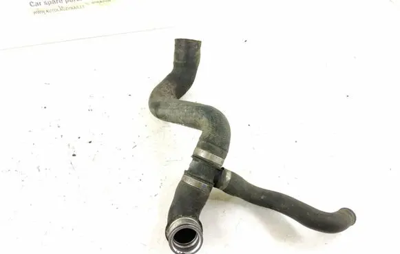 Mercedes-Benz ML W164 Engine coolant pipe/hose 1645011182 A1645011182
