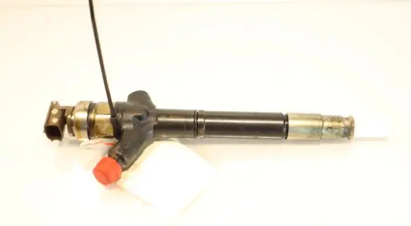 Toyota Auris 150 Fuel injector