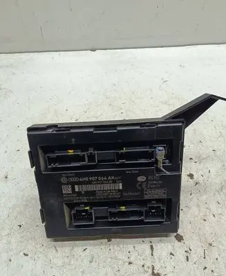 Volkswagen Touareg II Comfort/convenience module 4H0907064AK 5DK01022881