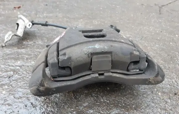 Audi A8 S8 D3 4E Front brake caliper
