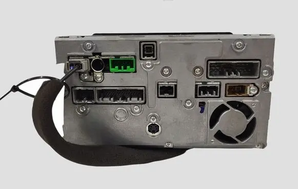 Citroen C-Crosser Radio/CD/DVD/GPS head unit 8750A139 74050863G