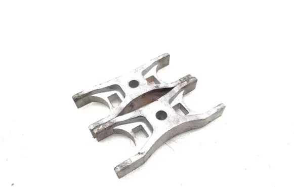 Volkswagen Golf Cross Fuel Injector clamp holder 04L216