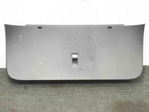 Tesla Model S Tailgate trim 