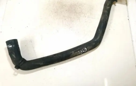 Volkswagen Golf IV Engine coolant pipe/hose