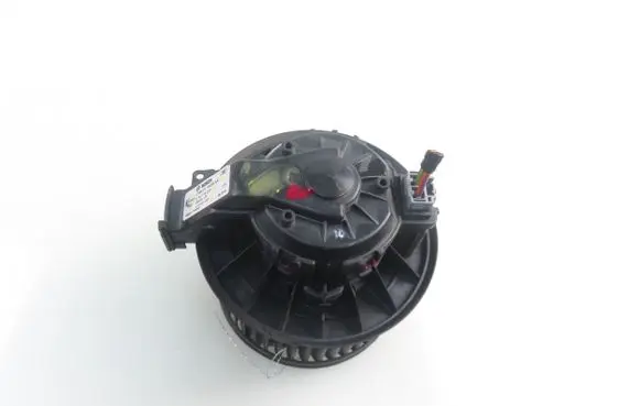 Ford Fiesta Heater fan/blower 0130115551 VP8E2H18456AA 3137231000