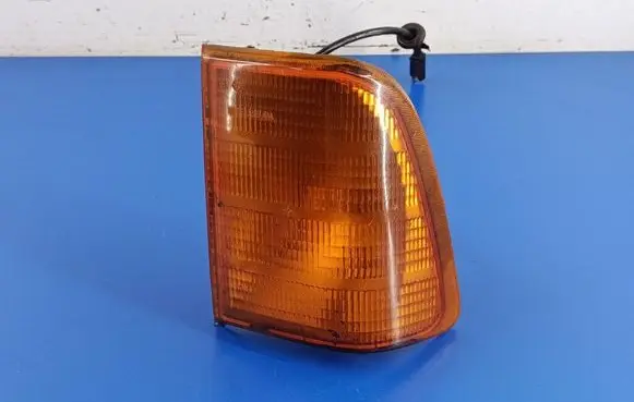 Ford Taunus I Front indicator light 