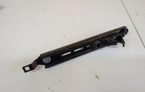 Opel Vectra C Seat belt adjustment rail