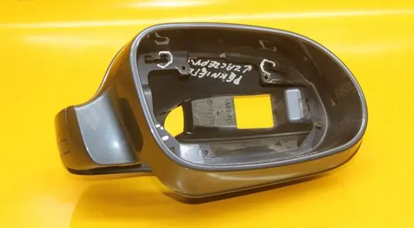Mercedes-Benz CLK A209 C209 Plastic wing mirror trim cover 789
