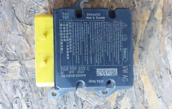 Volkswagen Golf VII Airbag control unit/module 5Q0959655C