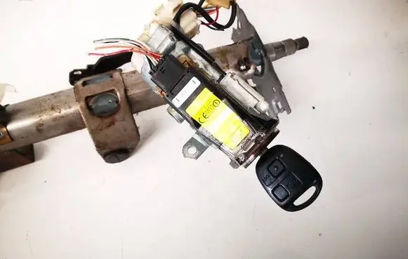 Toyota Previa (XR30, XR40) II Ignition lock 8978328061
