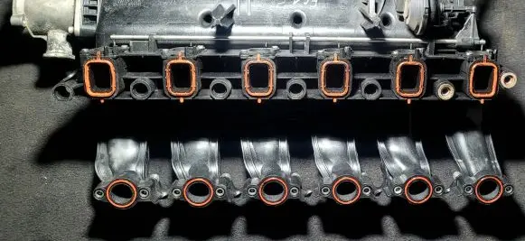 BMW 5 E60 E61 Intake manifold