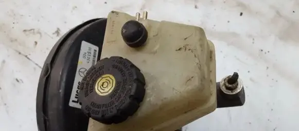 Master brake cylinder
