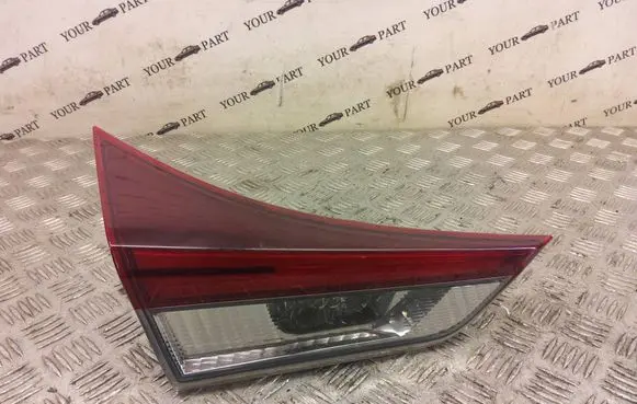 Toyota Auris E180 Tailgate rear/tail lights