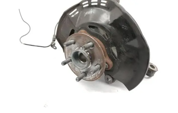 Front wheel hub
