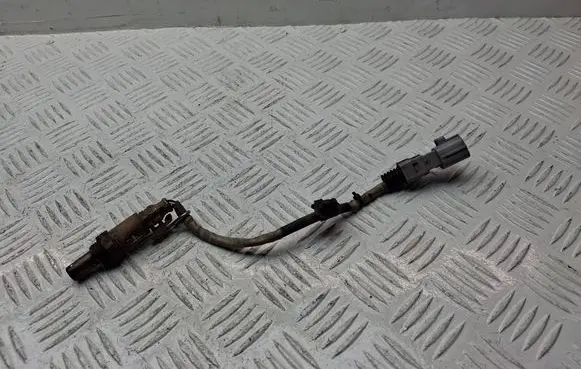 Toyota Avensis T270 Lambda probe sensor 8946720100