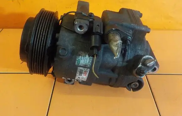 Hyundai Santa Fe Air conditioning (A/C) compressor (pump) F500MA9AA05