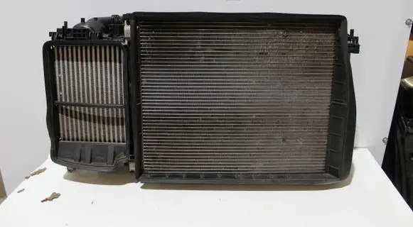Renault Megane IV Coolant radiator 