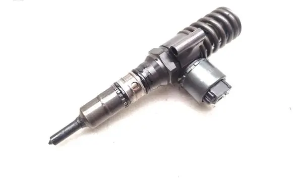 Fuel injector