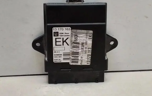 Opel Vectra C Door control unit/module 360572197 13170163 5WK46001