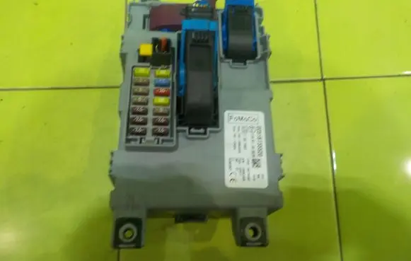 Ford Ka Fuse box set AM433RX SP142 00518735520