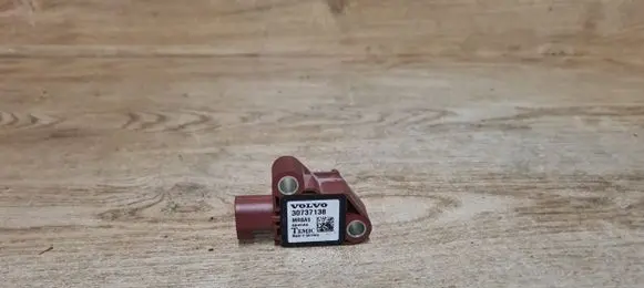 Volvo V50 Airbag deployment crash/impact sensor 30737138