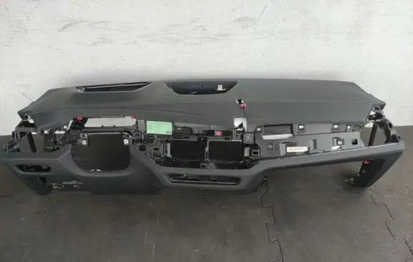 BMW X5 G05 Dashboard QUA290125KONSOLA4