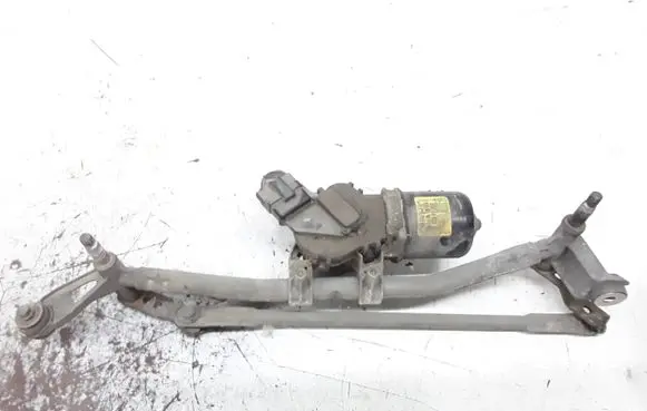 Renault Megane II Front wiper linkage and motor 8200036921