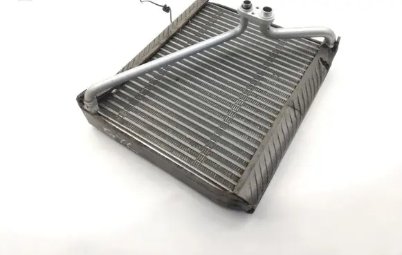 Air conditioning (A/C) radiator (interior)