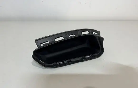 BMW X2 F39 Intercooler air guide/duct channel 8069693