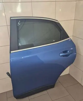 KIA Xceed Rear door 