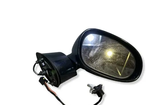 Dodge Challenger Front door electric wing mirror 