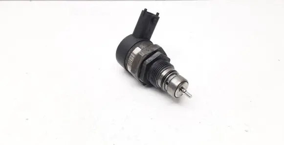 Volvo S60 Fuel pressure sensor 0281002990 31216313