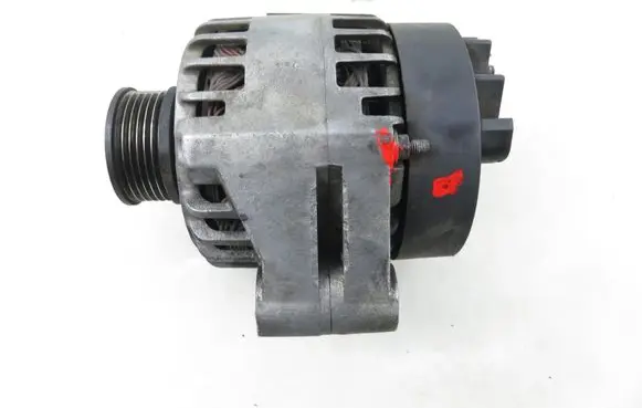 Opel Vectra C Generator/alternator 