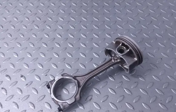 Toyota RAV 4 (XA50) Piston with connecting rod 1310124040 1320129835A0 M20AFKS