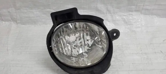Toyota Hilux (AN10, AN20, AN30) Front fog light