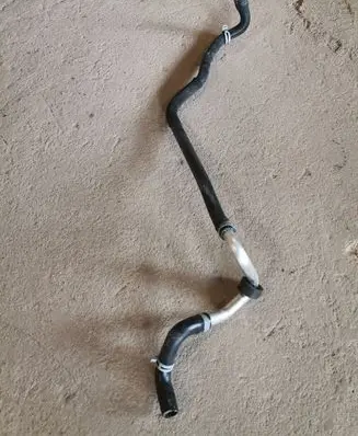 Mercedes-Benz GL X164 Engine coolant pipe/hose A1645060635