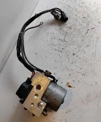 Nissan Almera ABS Pump 476002N310 11000040470