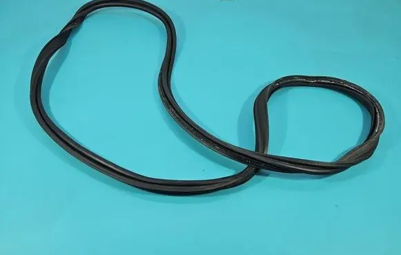 Mercedes-Benz CLA C118 X118 Seal rubber (tailgate) A1186930300 IMPRK1528724