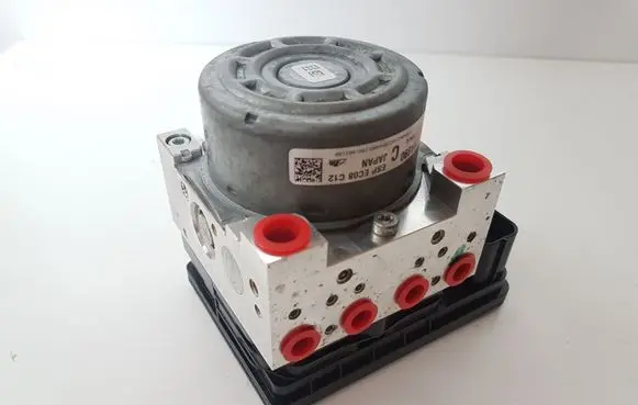Mitsubishi Outlander ABS Pump 4670A990