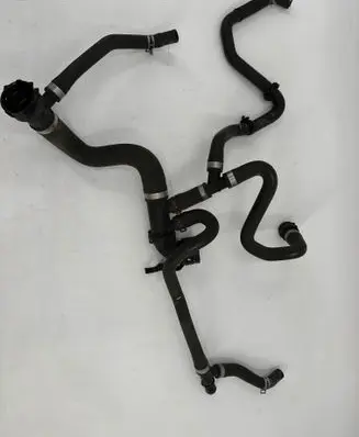 Volvo S90, V90 Engine coolant pipe/hose 32224775