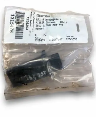 Nissan Qashqai Mass air flow meter 226807S00A