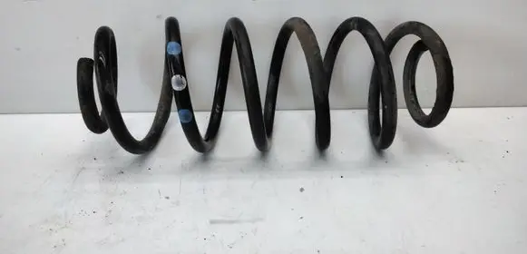 Toyota Auris 150 Rear coil spring