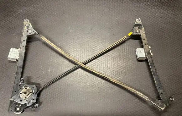 Seat Alhambra (Mk1) Rear door manual window regulator 7M3839401A