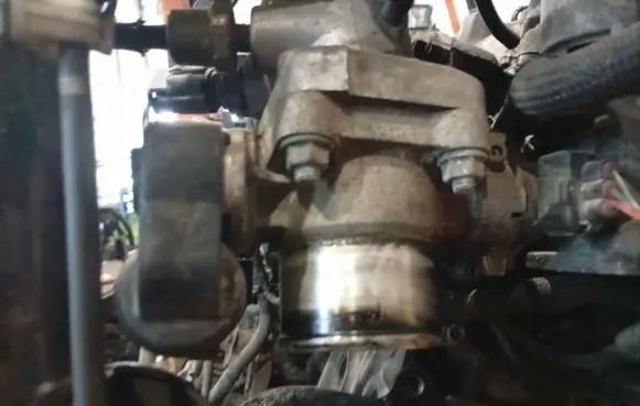 Toyota Avensis T250 Throttle valve