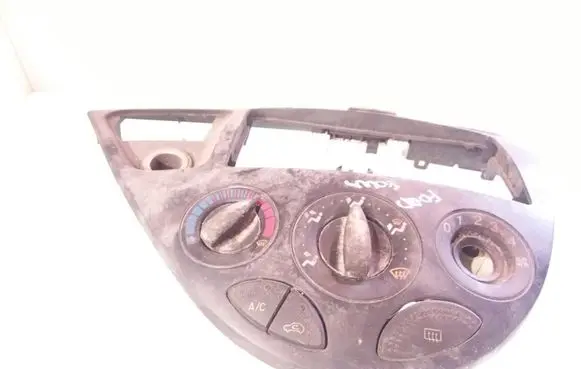 Ford Focus Climate control unit 98AB18C419