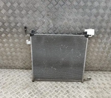 Land Rover Discovery 5 Coolant radiator HPLA8K230AB
