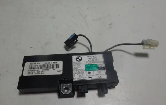 BMW 5 E39 Aerial antenna amplifier 8364083